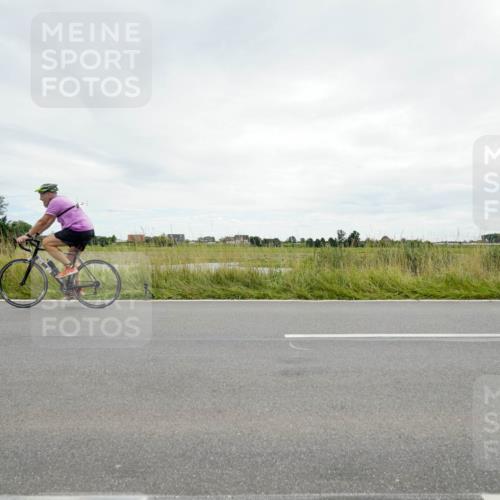 31.08.2025 - Elbe Triathlon Hamburg Michael Burmester http://msf.ph/oto/8694078 31.08.2025 14:21:44 Radfahren 130 meine-sportfotos.de