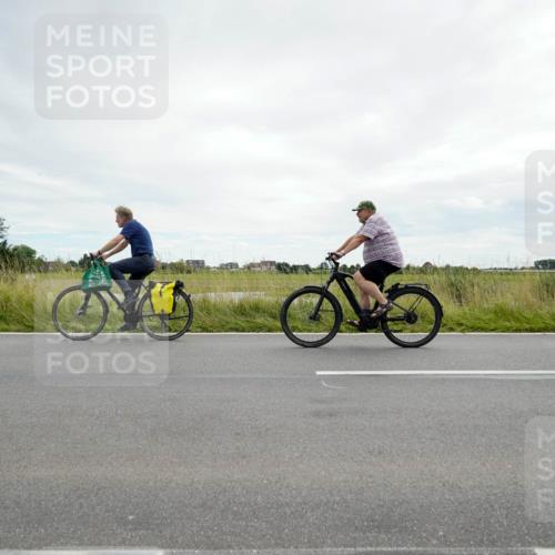 31.08.2025 - Elbe Triathlon Hamburg Michael Burmester http://msf.ph/oto/8694100 31.08.2025 14:25:25 Radfahren  meine-sportfotos.de