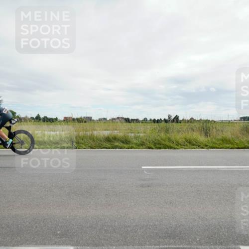 31.08.2025 - Elbe Triathlon Hamburg Michael Burmester http://msf.ph/oto/8694112 31.08.2025 14:30:32 Radfahren  meine-sportfotos.de