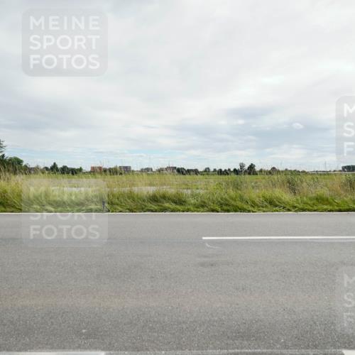 31.08.2025 - Elbe Triathlon Hamburg Michael Burmester http://msf.ph/oto/8694114 31.08.2025 14:31:21 Radfahren  meine-sportfotos.de