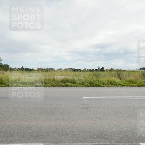 31.08.2025 - Elbe Triathlon Hamburg Michael Burmester http://msf.ph/oto/8694115 31.08.2025 14:31:22 Radfahren  meine-sportfotos.de