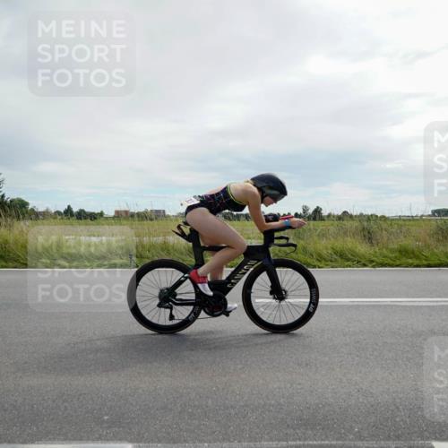 31.08.2025 - Elbe Triathlon Hamburg Michael Burmester http://msf.ph/oto/8694128 31.08.2025 14:36:29 Radfahren 133 meine-sportfotos.de