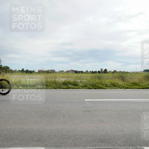 31.08.2025 - Elbe Triathlon Hamburg Michael Burmester http://msf.ph/oto/8694144 31.08.2025 14:38:18 Radfahren  meine-sportfotos.de