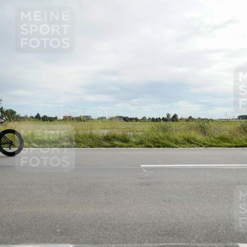31.08.2025 - Elbe Triathlon Hamburg Michael Burmester http://msf.ph/oto/8694146 31.08.2025 14:38:34 Radfahren 148, 160 meine-sportfotos.de