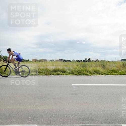 31.08.2025 - Elbe Triathlon Hamburg Michael Burmester http://msf.ph/oto/8694160 31.08.2025 14:41:03 Radfahren 137 meine-sportfotos.de