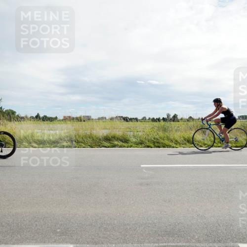 31.08.2025 - Elbe Triathlon Hamburg Michael Burmester http://msf.ph/oto/8694170 31.08.2025 14:42:24 Radfahren  meine-sportfotos.de