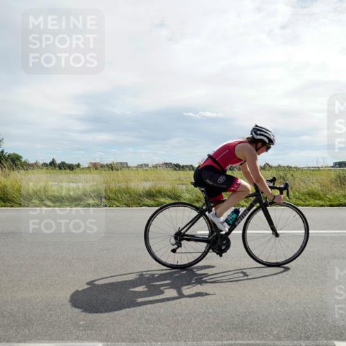 31.08.2025 - Elbe Triathlon Hamburg Michael Burmester http://msf.ph/oto/8694179 31.08.2025 14:43:01 Radfahren 139 meine-sportfotos.de