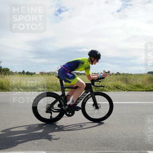 31.08.2025 - Elbe Triathlon Hamburg Michael Burmester http://msf.ph/oto/8694194 31.08.2025 14:44:11 Radfahren 145 meine-sportfotos.de