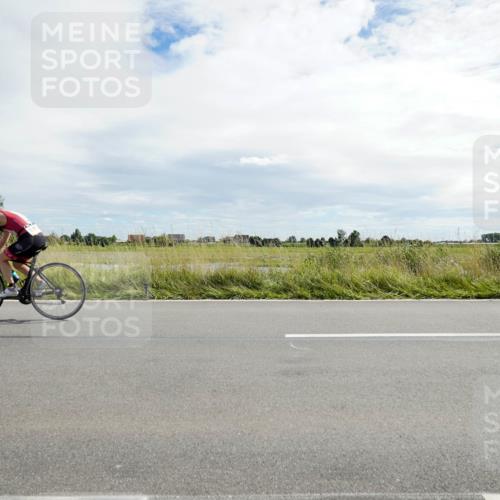 31.08.2025 - Elbe Triathlon Hamburg Michael Burmester http://msf.ph/oto/8694206 31.08.2025 14:45:18 Radfahren 135 meine-sportfotos.de