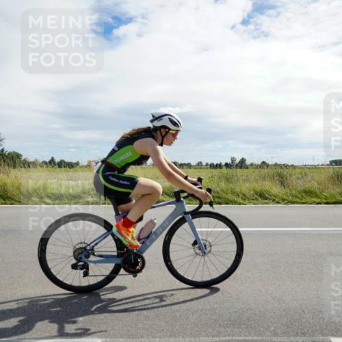 31.08.2025 - Elbe Triathlon Hamburg Michael Burmester http://msf.ph/oto/8694210 31.08.2025 14:45:36 Radfahren 134 meine-sportfotos.de