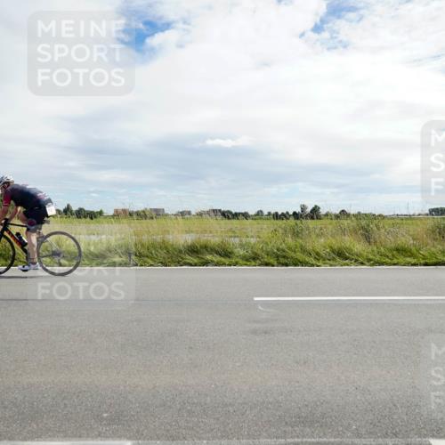 31.08.2025 - Elbe Triathlon Hamburg Michael Burmester http://msf.ph/oto/8694211 31.08.2025 14:45:40 Radfahren 134 meine-sportfotos.de
