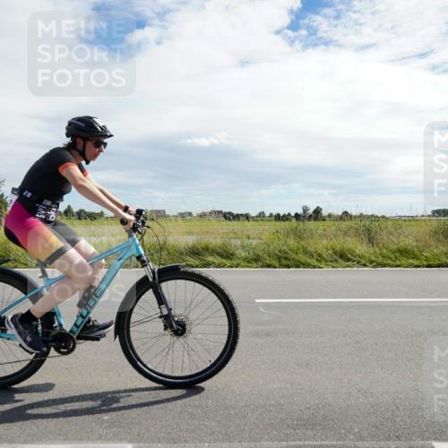 31.08.2025 - Elbe Triathlon Hamburg Michael Burmester http://msf.ph/oto/8694229 31.08.2025 14:47:00 Radfahren 121 meine-sportfotos.de