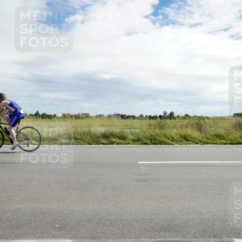 31.08.2025 - Elbe Triathlon Hamburg Michael Burmester http://msf.ph/oto/8694233 31.08.2025 14:47:20 Radfahren 132, 148 meine-sportfotos.de