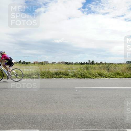 31.08.2025 - Elbe Triathlon Hamburg Michael Burmester http://msf.ph/oto/8694234 31.08.2025 14:47:22 Radfahren 132, 148 meine-sportfotos.de