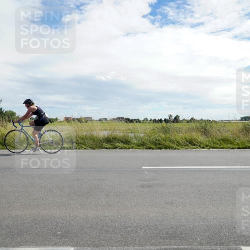 31.08.2025 - Elbe Triathlon Hamburg Michael Burmester http://msf.ph/oto/8694239 31.08.2025 14:47:56 Radfahren 164 meine-sportfotos.de