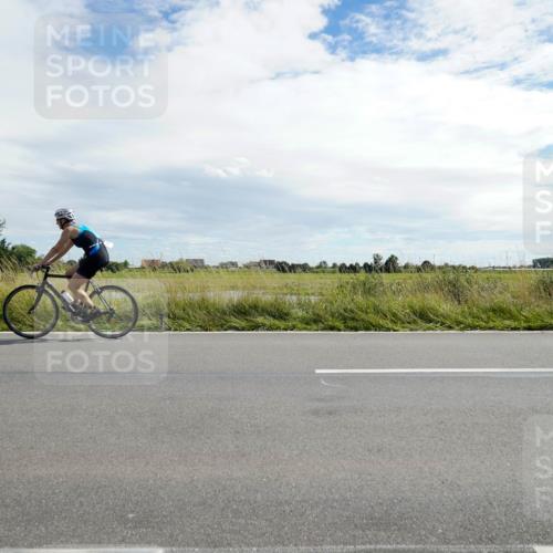 31.08.2025 - Elbe Triathlon Hamburg Michael Burmester http://msf.ph/oto/8694244 31.08.2025 14:48:12 Radfahren 141 meine-sportfotos.de