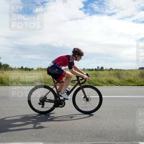 31.08.2025 - Elbe Triathlon Hamburg Michael Burmester http://msf.ph/oto/8694248 31.08.2025 14:48:22 Radfahren 141, 144 meine-sportfotos.de