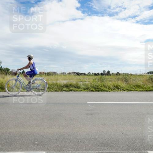 31.08.2025 - Elbe Triathlon Hamburg Michael Burmester http://msf.ph/oto/8694265 31.08.2025 14:49:32 Radfahren  meine-sportfotos.de