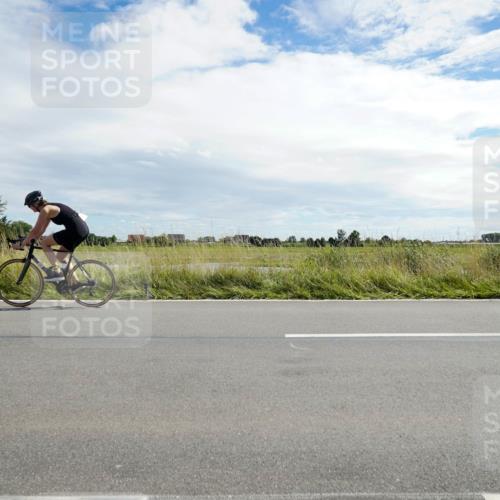 31.08.2025 - Elbe Triathlon Hamburg Michael Burmester http://msf.ph/oto/8694270 31.08.2025 14:49:45 Radfahren  meine-sportfotos.de