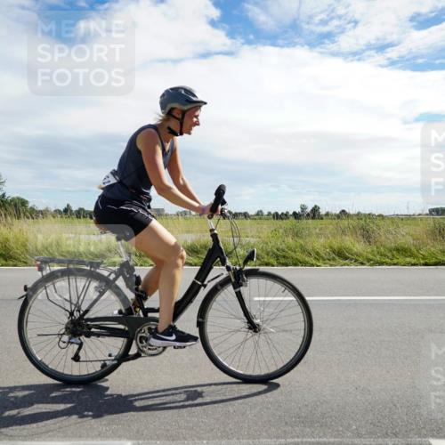 31.08.2025 - Elbe Triathlon Hamburg Michael Burmester http://msf.ph/oto/8694278 31.08.2025 14:50:07 Radfahren 134, 156 meine-sportfotos.de