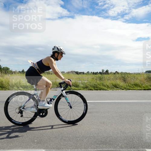 31.08.2025 - Elbe Triathlon Hamburg Michael Burmester http://msf.ph/oto/8694301 31.08.2025 14:51:30 Radfahren 147 meine-sportfotos.de