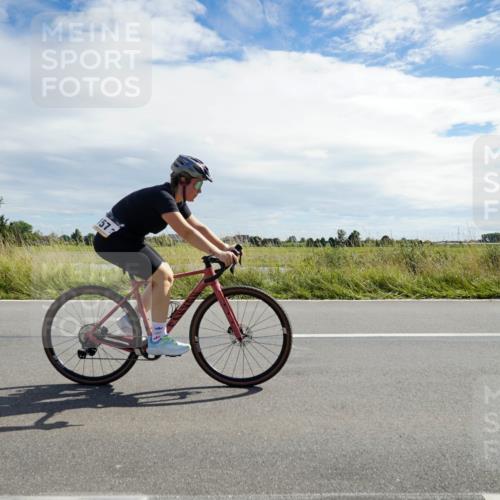 31.08.2025 - Elbe Triathlon Hamburg Michael Burmester http://msf.ph/oto/8694302 31.08.2025 14:51:43 Radfahren 157 meine-sportfotos.de