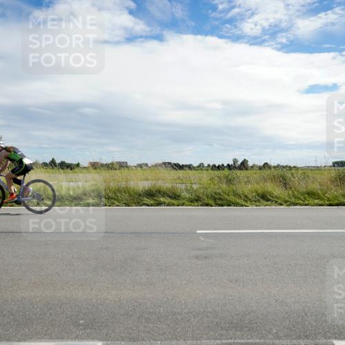 31.08.2025 - Elbe Triathlon Hamburg Michael Burmester http://msf.ph/oto/8694306 31.08.2025 14:52:03 Radfahren 140, 143 meine-sportfotos.de