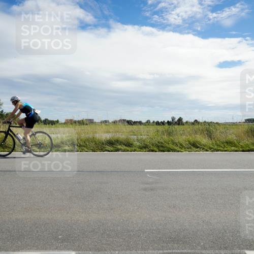 31.08.2025 - Elbe Triathlon Hamburg Michael Burmester http://msf.ph/oto/8694327 31.08.2025 14:53:13 Radfahren 124 meine-sportfotos.de