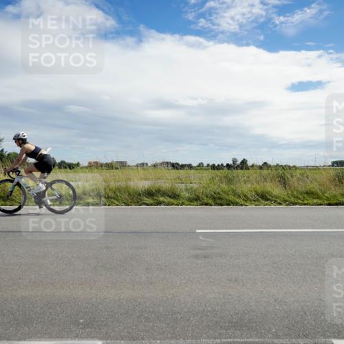 31.08.2025 - Elbe Triathlon Hamburg Michael Burmester http://msf.ph/oto/8694339 31.08.2025 14:53:52 Radfahren 130 meine-sportfotos.de