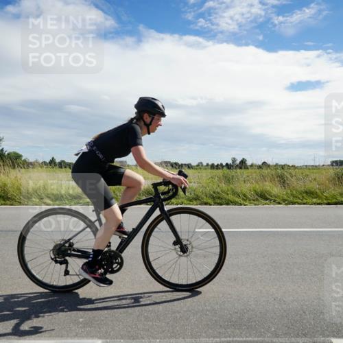 31.08.2025 - Elbe Triathlon Hamburg Michael Burmester http://msf.ph/oto/8694341 31.08.2025 14:53:53 Radfahren 130 meine-sportfotos.de