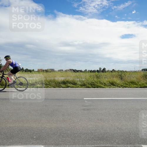 31.08.2025 - Elbe Triathlon Hamburg Michael Burmester http://msf.ph/oto/8694352 31.08.2025 14:54:47 Radfahren  meine-sportfotos.de