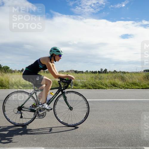 31.08.2025 - Elbe Triathlon Hamburg Michael Burmester http://msf.ph/oto/8694364 31.08.2025 14:55:36 Radfahren  meine-sportfotos.de