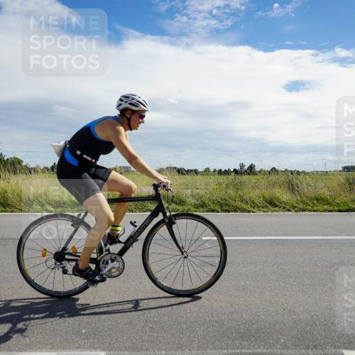 31.08.2025 - Elbe Triathlon Hamburg Michael Burmester http://msf.ph/oto/8694366 31.08.2025 14:55:59 Radfahren  meine-sportfotos.de