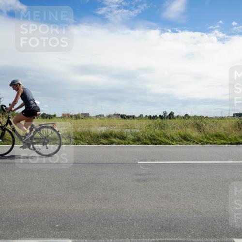 31.08.2025 - Elbe Triathlon Hamburg Michael Burmester http://msf.ph/oto/8694396 31.08.2025 14:58:00 Radfahren  meine-sportfotos.de