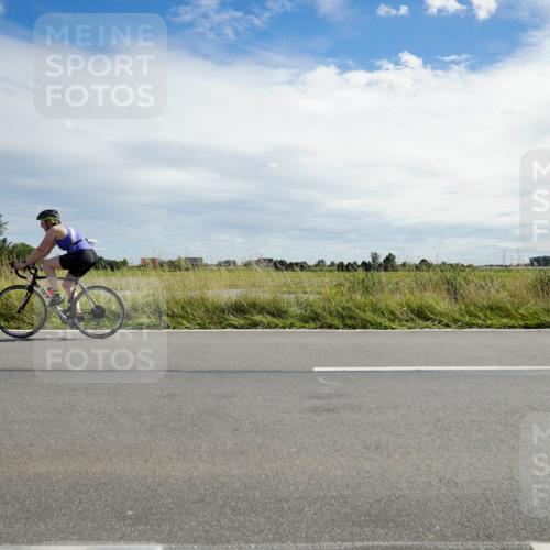 31.08.2025 - Elbe Triathlon Hamburg Michael Burmester http://msf.ph/oto/8694413 31.08.2025 14:59:56 Radfahren  meine-sportfotos.de