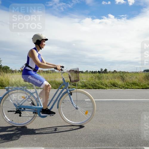 31.08.2025 - Elbe Triathlon Hamburg Michael Burmester http://msf.ph/oto/8694415 31.08.2025 14:59:57 Radfahren  meine-sportfotos.de