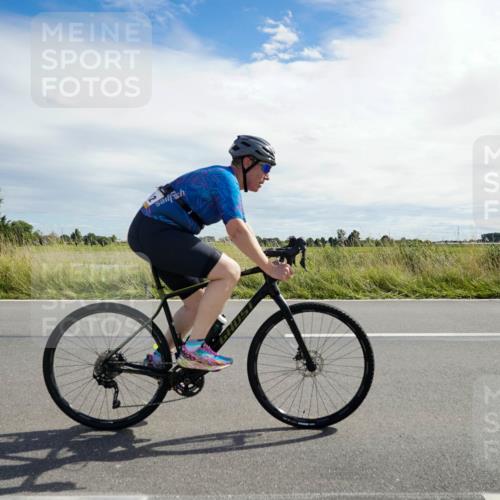 31.08.2025 - Elbe Triathlon Hamburg Michael Burmester http://msf.ph/oto/8694433 31.08.2025 15:02:05 Radfahren  meine-sportfotos.de