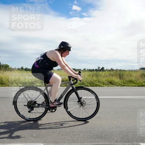 31.08.2025 - Elbe Triathlon Hamburg Michael Burmester http://msf.ph/oto/8694434 31.08.2025 15:02:30 Radfahren  meine-sportfotos.de