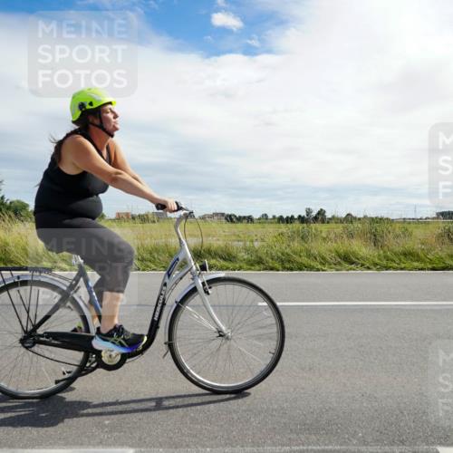 31.08.2025 - Elbe Triathlon Hamburg Michael Burmester http://msf.ph/oto/8694436 31.08.2025 15:02:45 Radfahren  meine-sportfotos.de