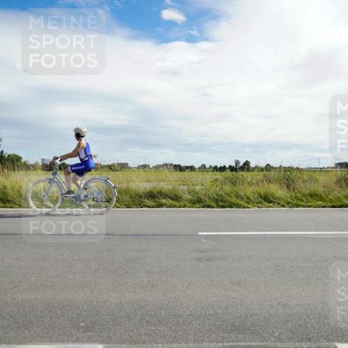 31.08.2025 - Elbe Triathlon Hamburg Michael Burmester http://msf.ph/oto/8694439 31.08.2025 15:02:46 Radfahren  meine-sportfotos.de