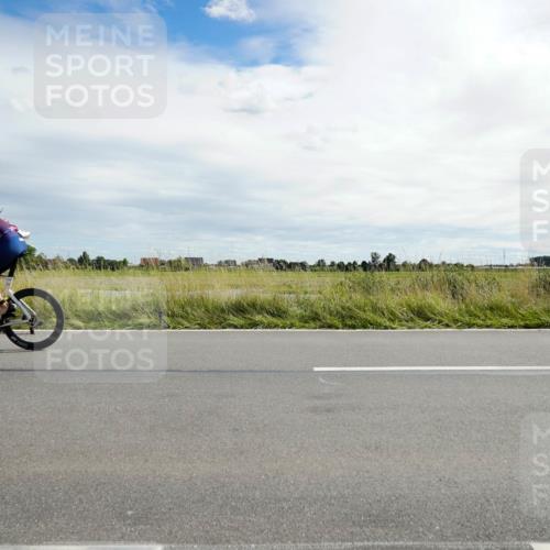 31.08.2025 - Elbe Triathlon Hamburg Michael Burmester http://msf.ph/oto/8694444 31.08.2025 15:03:25 Radfahren  meine-sportfotos.de