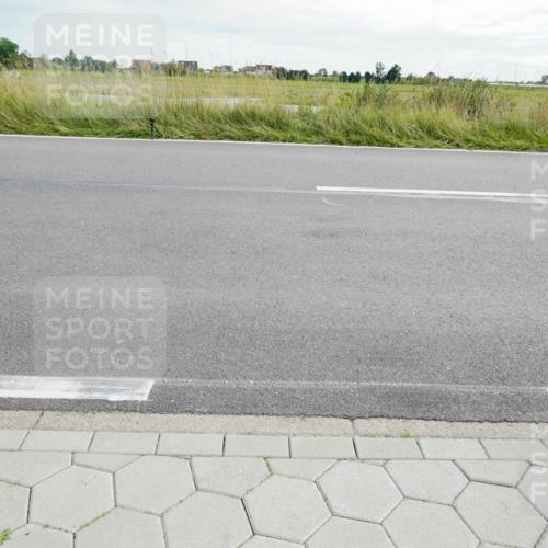 31.08.2025 - Elbe Triathlon Hamburg Michael Burmester http://msf.ph/oto/8694454 31.08.2025 15:05:24 Radfahren  meine-sportfotos.de