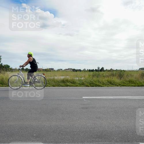 31.08.2025 - Elbe Triathlon Hamburg Michael Burmester http://msf.ph/oto/8694455 31.08.2025 15:05:32 Radfahren  meine-sportfotos.de