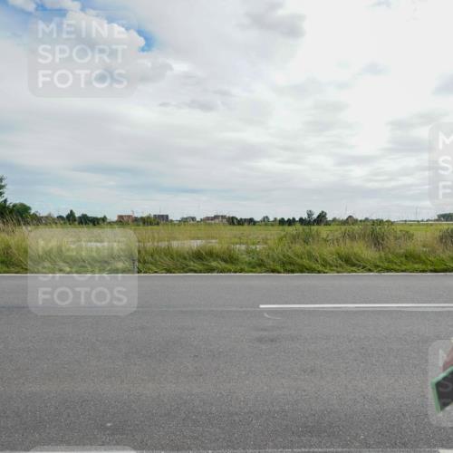 31.08.2025 - Elbe Triathlon Hamburg Michael Burmester http://msf.ph/oto/8694460 31.08.2025 15:06:17 Radfahren  meine-sportfotos.de