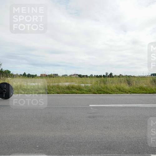 31.08.2025 - Elbe Triathlon Hamburg Michael Burmester http://msf.ph/oto/8694496 31.08.2025 15:12:38 Radfahren  meine-sportfotos.de