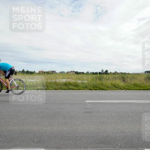 31.08.2025 - Elbe Triathlon Hamburg Michael Burmester http://msf.ph/oto/8694512 31.08.2025 15:16:21 Radfahren  meine-sportfotos.de