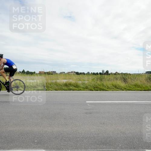 31.08.2025 - Elbe Triathlon Hamburg Michael Burmester http://msf.ph/oto/8694560 31.08.2025 15:22:50 Radfahren  meine-sportfotos.de