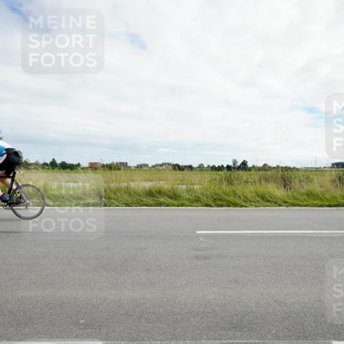 31.08.2025 - Elbe Triathlon Hamburg Michael Burmester http://msf.ph/oto/8694576 31.08.2025 15:24:22 Radfahren  meine-sportfotos.de