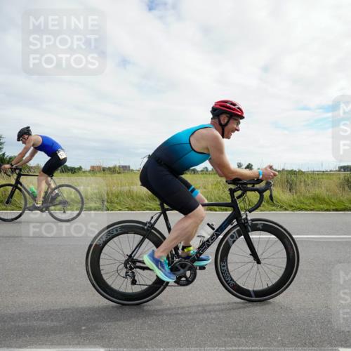 31.08.2025 - Elbe Triathlon Hamburg Michael Burmester http://msf.ph/oto/8694611 31.08.2025 15:27:16 Radfahren  meine-sportfotos.de