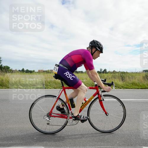 31.08.2025 - Elbe Triathlon Hamburg Michael Burmester http://msf.ph/oto/8694612 31.08.2025 15:27:18 Radfahren  meine-sportfotos.de